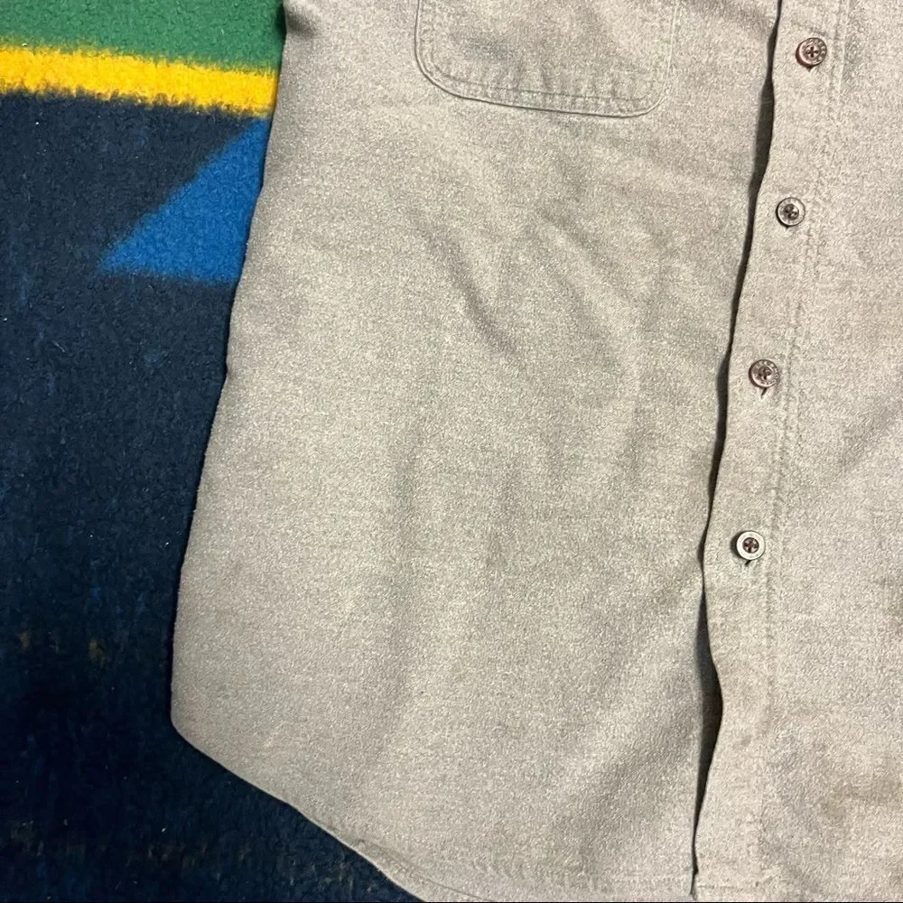 Moose Creek Legendary Clothing Flannel in Gray (L) - Picture 10 of 10